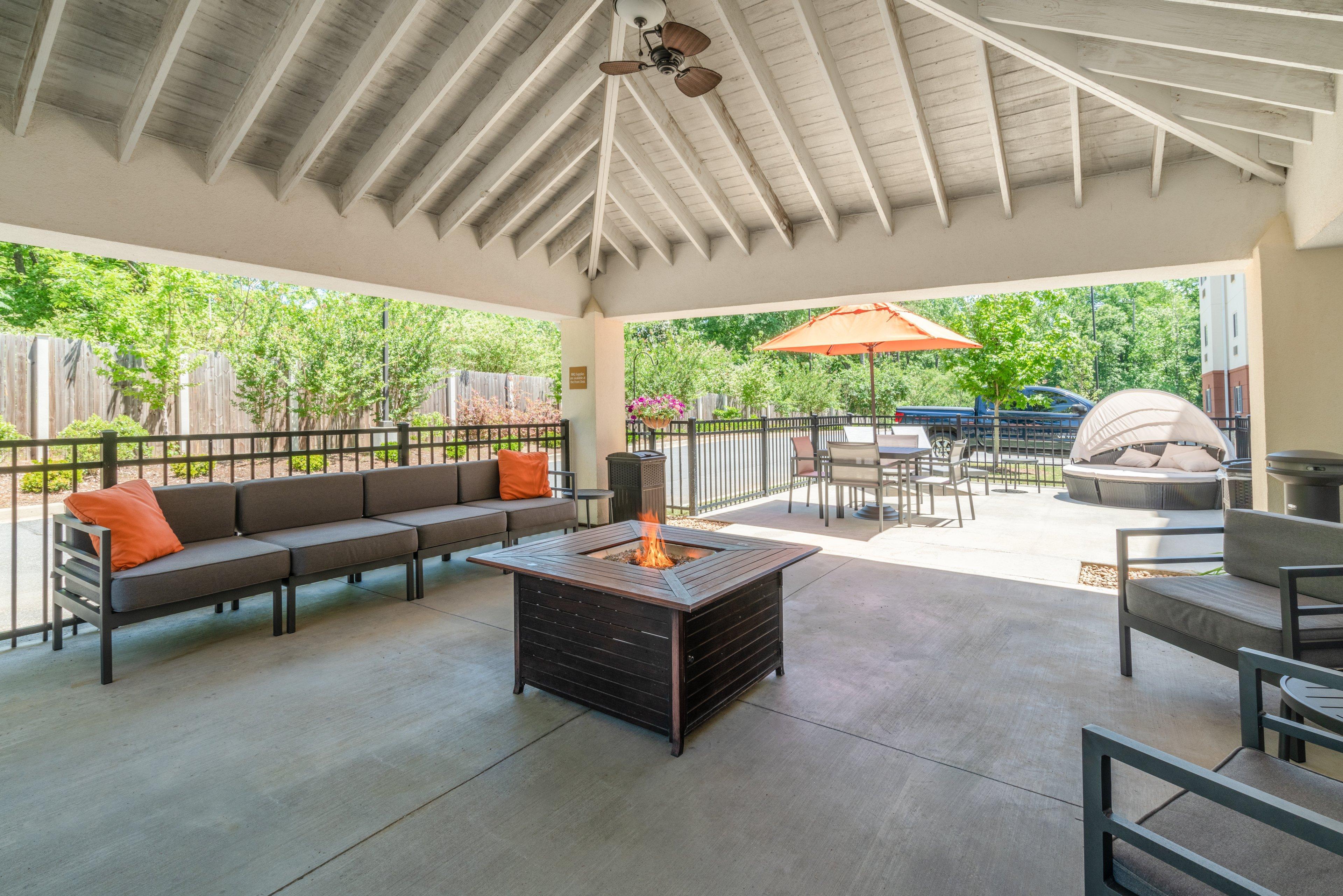 Candlewood Suites Auburn By Ihg Buitenkant foto