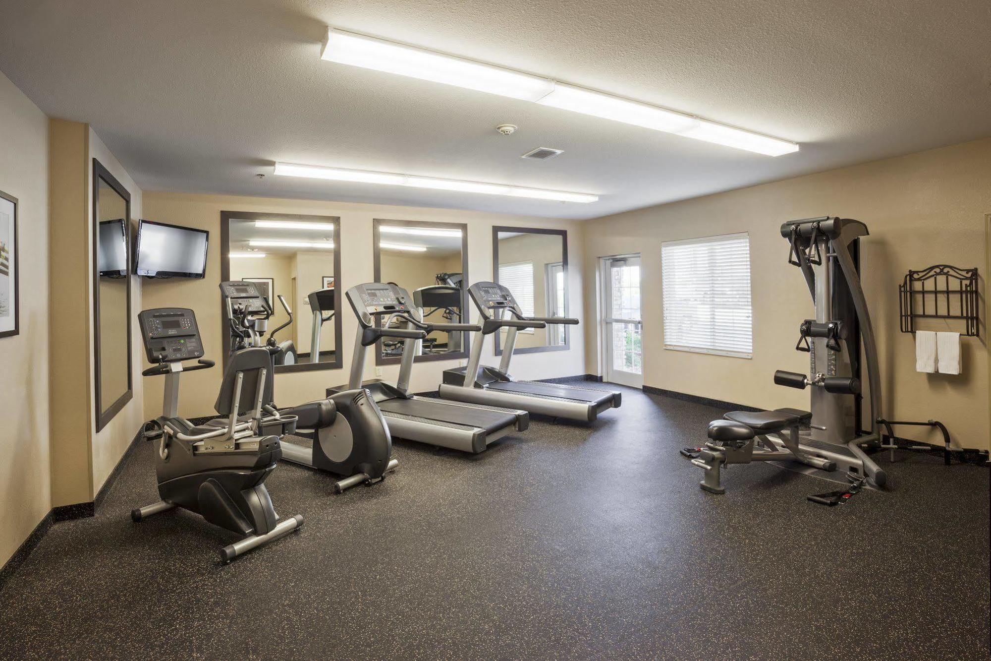 Candlewood Suites Auburn By Ihg Buitenkant foto